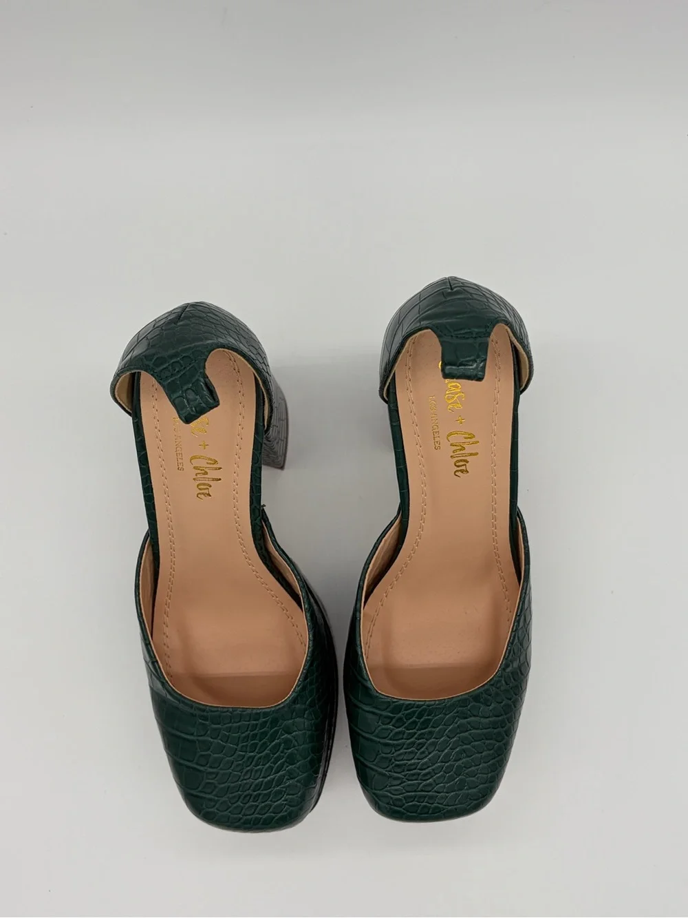 Chase + Chloe Emerald Green Croc-Embossed Platform Pumps New without Box